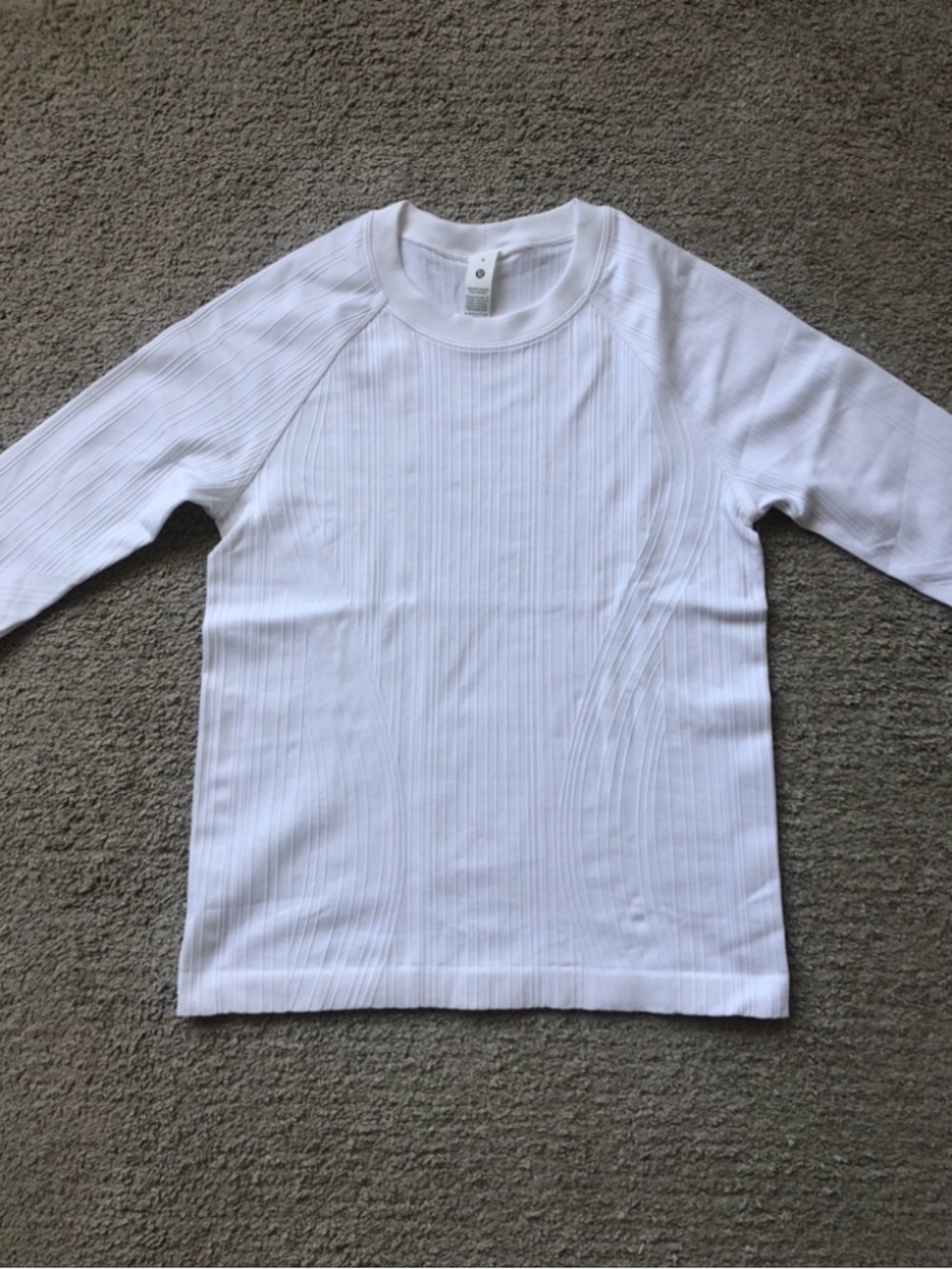 LULULEMON Rest Less Variegated Ribbed T-shirt.NWOT. - Picture 10 of 10
